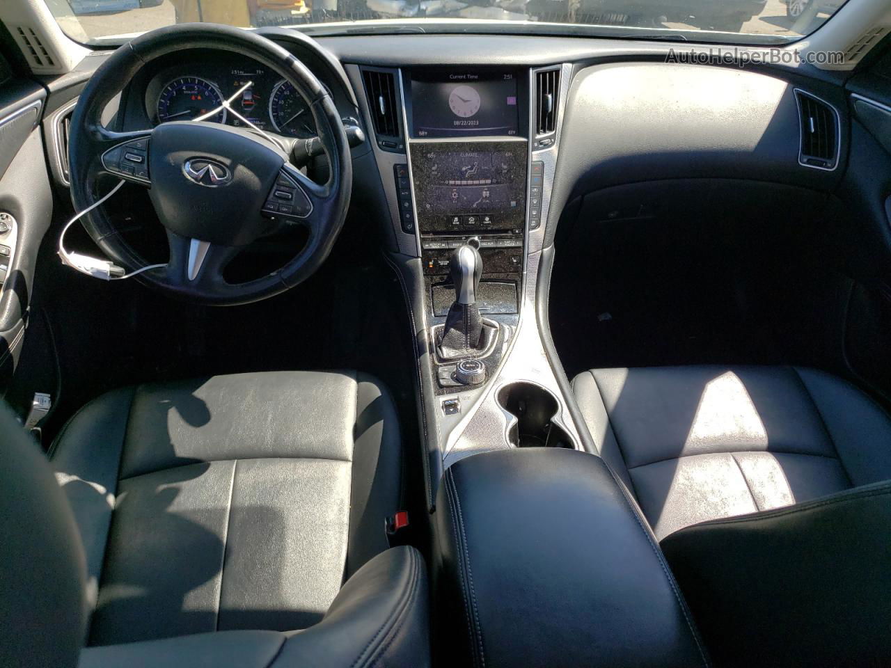 2015 Infiniti Q50 Base Белый vin: JN1BV7APXFM342350