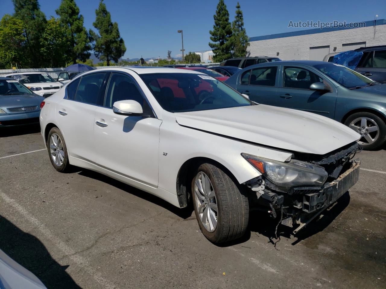 2015 Infiniti Q50 Base Белый vin: JN1BV7APXFM342350