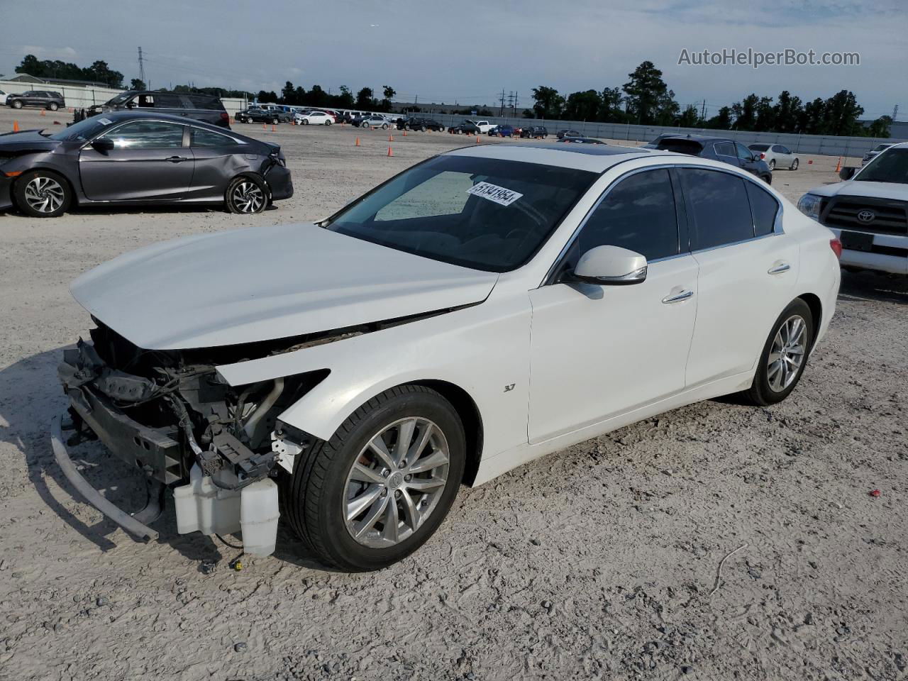 2015 Infiniti Q50 Base White vin: JN1BV7APXFM344423