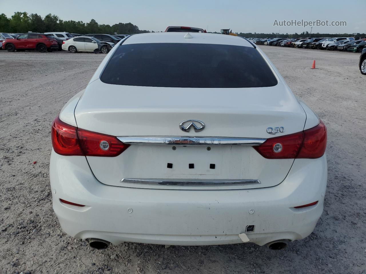 2015 Infiniti Q50 Base Белый vin: JN1BV7APXFM344423