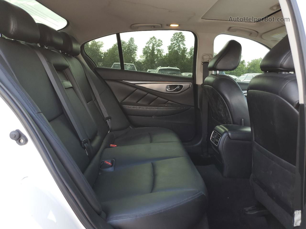 2015 Infiniti Q50 Base Белый vin: JN1BV7APXFM344423