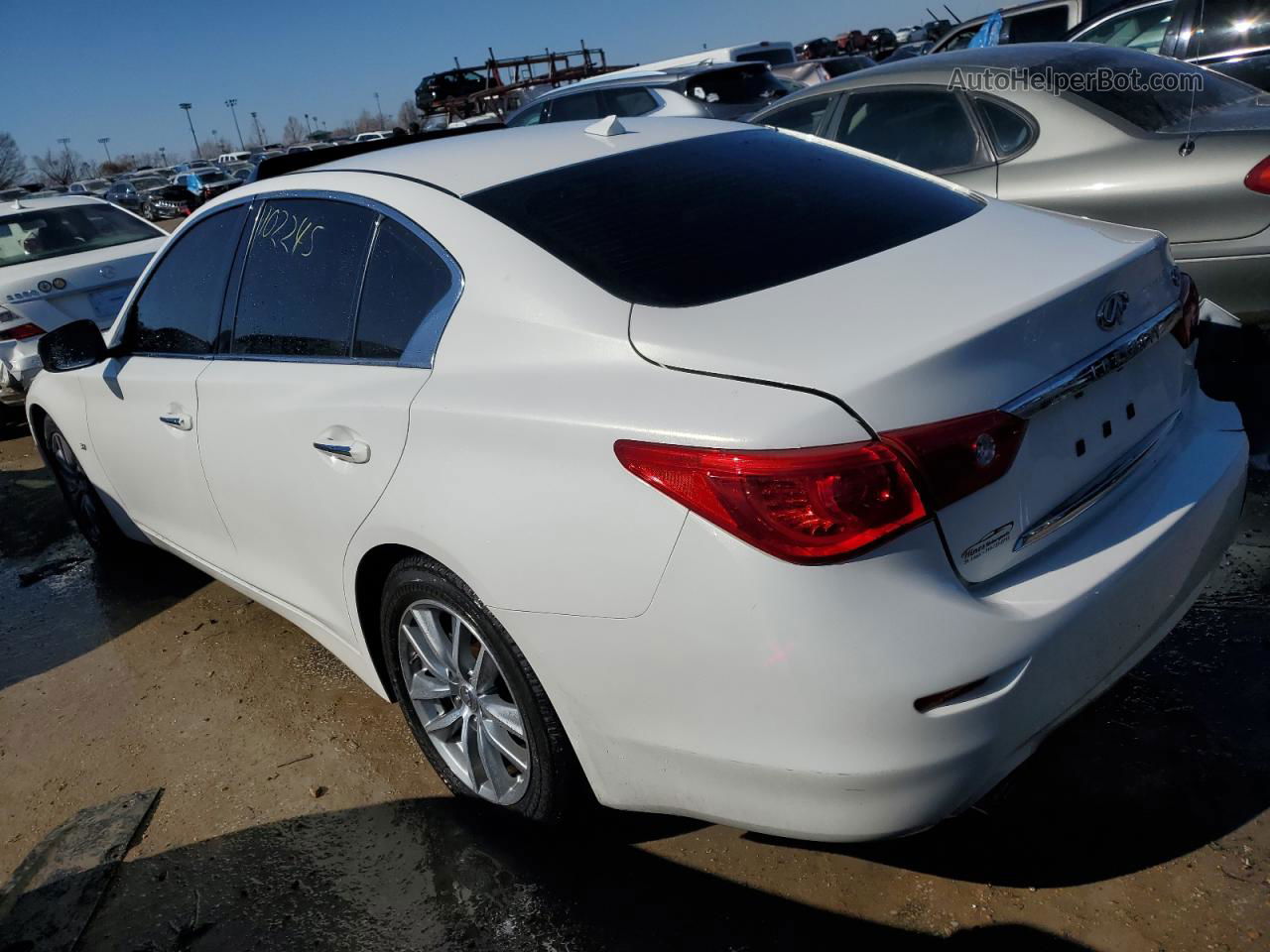 2015 Infiniti Q50 Base White vin: JN1BV7APXFM356989