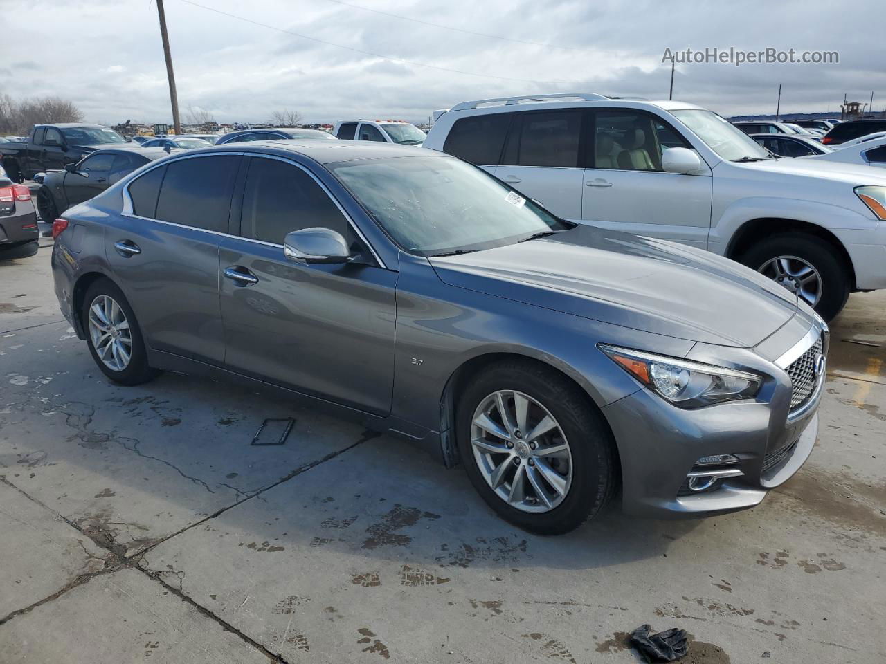 2014 Infiniti Q50 Base Gray vin: JN1BV7AR0EM691887