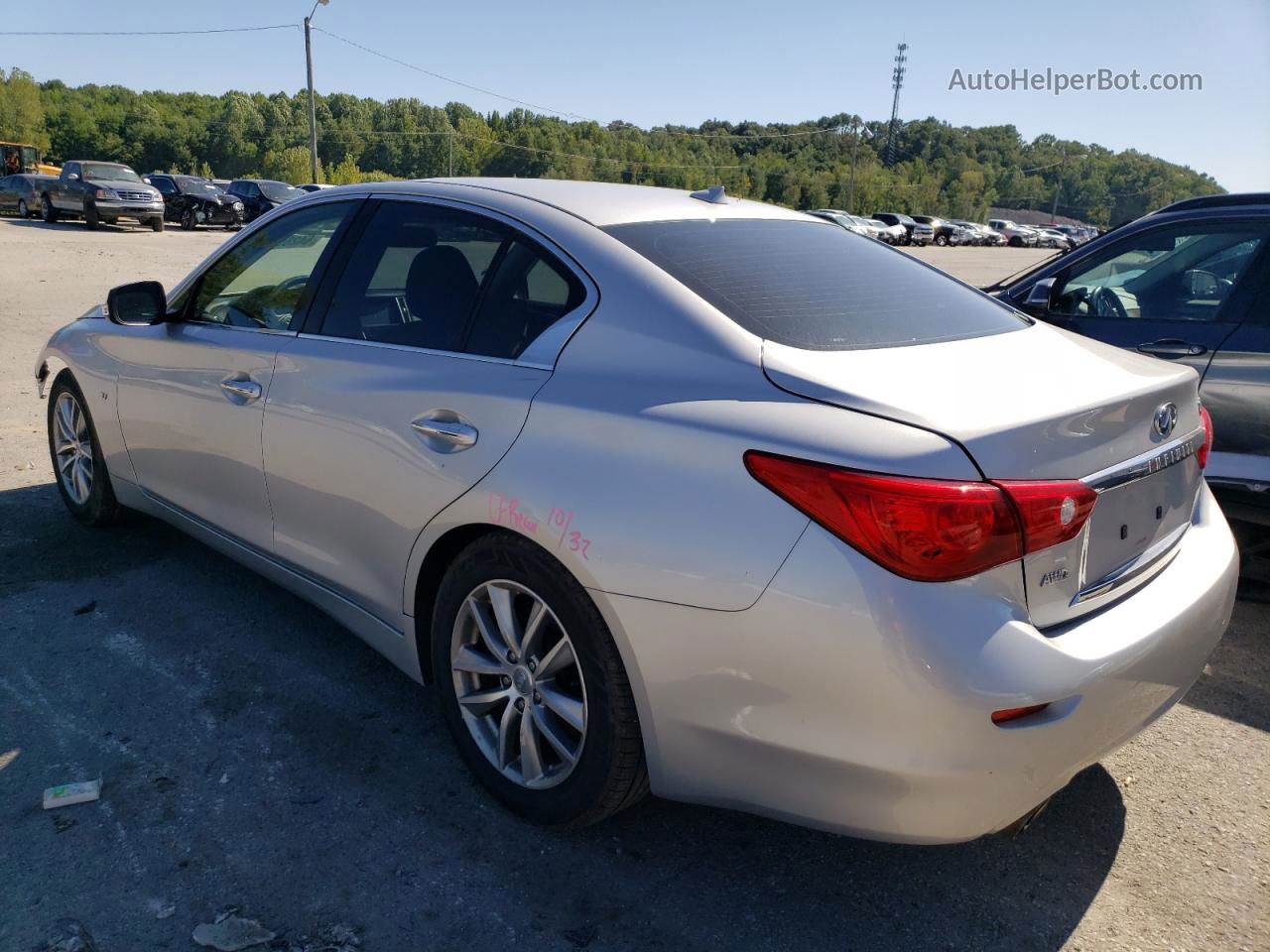 2014 Infiniti Q50 Base Silver vin: JN1BV7AR0EM692246