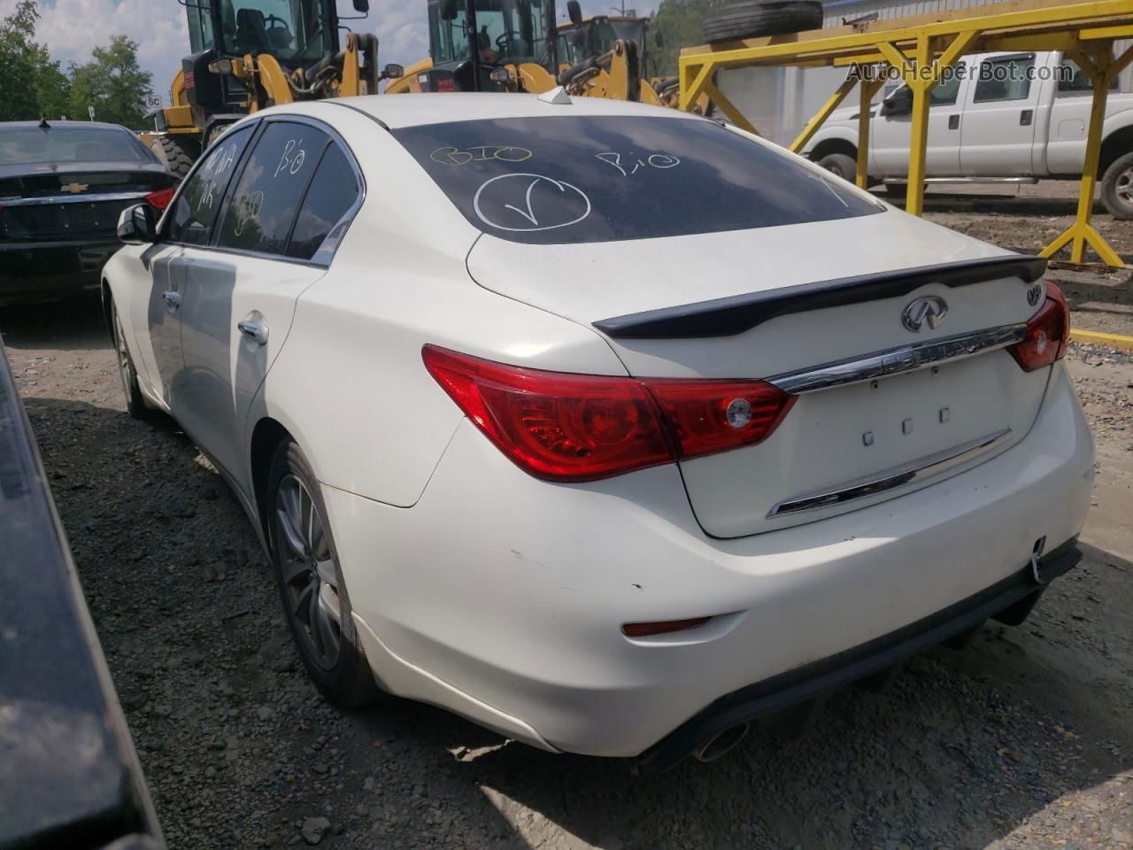 2015 Infiniti Q50 Base White vin: JN1BV7AR0FM411922