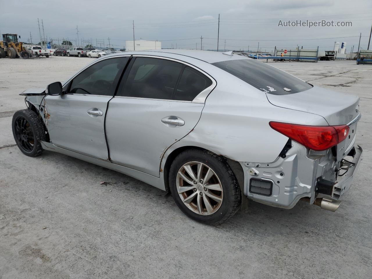 2014 Infiniti Q50 Base Silver vin: JN1BV7AR1EM699528