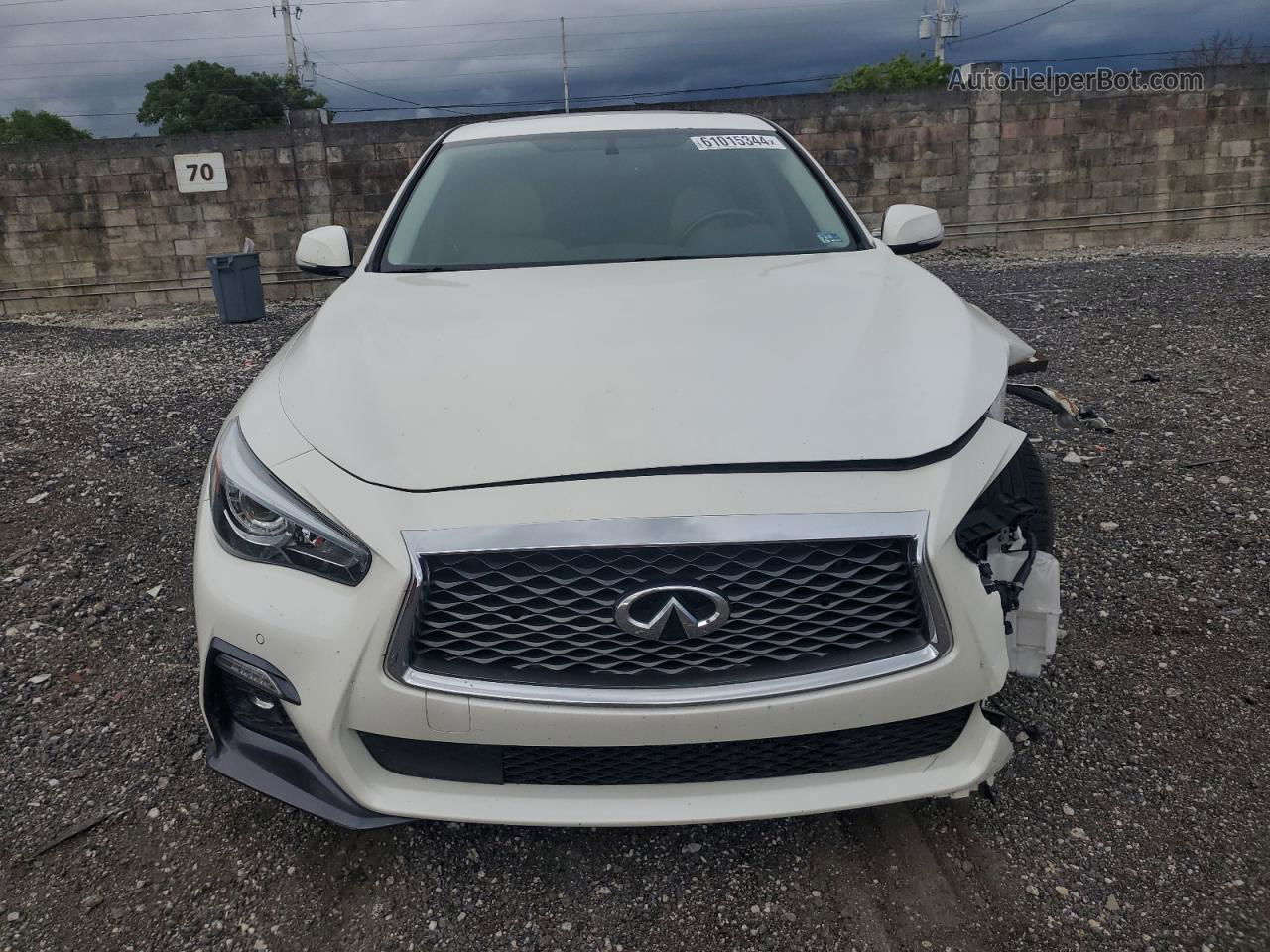 2015 Infiniti Q50 Base Белый vin: JN1BV7AR1FM413517