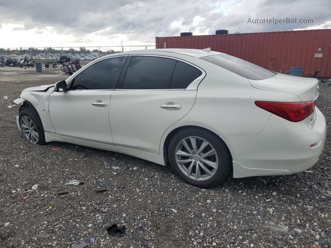 2015 Infiniti Q50 Base White vin: JN1BV7AR1FM413517