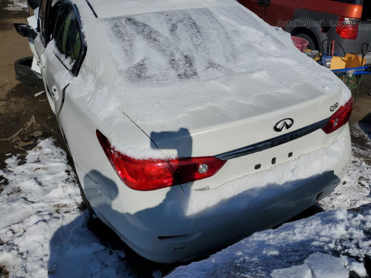 2015 Infiniti Q50 Base White vin: JN1BV7AR2FM392029