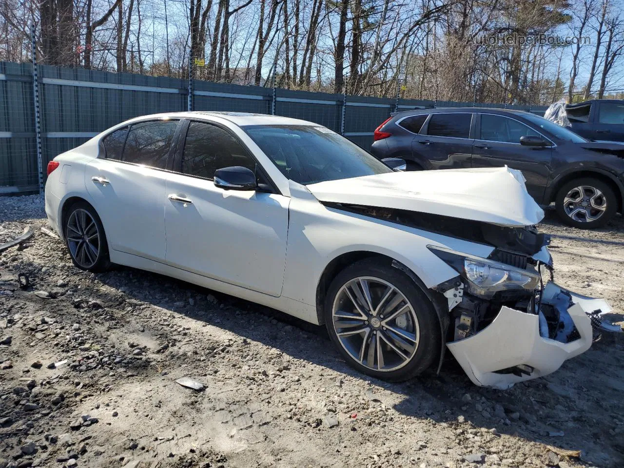 2014 Infiniti Q50 Base White vin: JN1BV7AR3EM700551