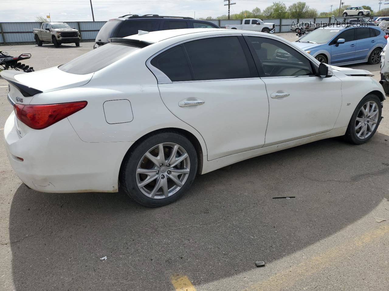 2014 Infiniti Q50 Base Белый vin: JN1BV7AR3EM704230