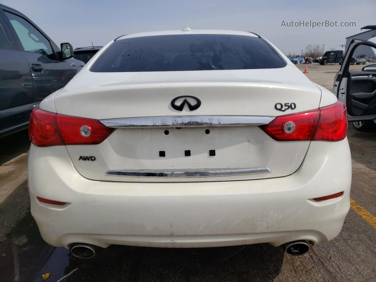 2015 Infiniti Q50 Base White vin: JN1BV7AR3FM413051