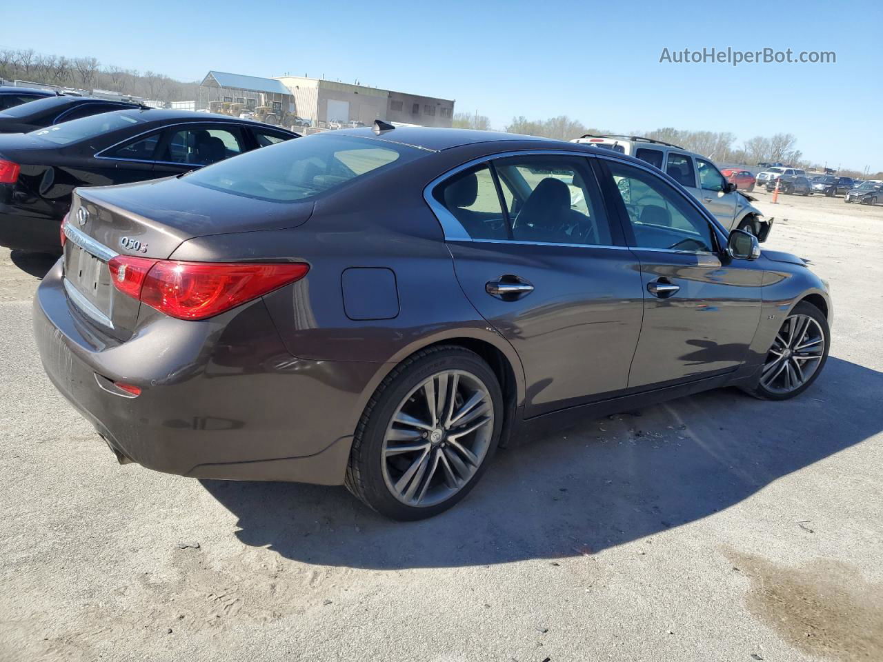 2014 Infiniti Q50 Base Brown vin: JN1BV7AR5EM686975