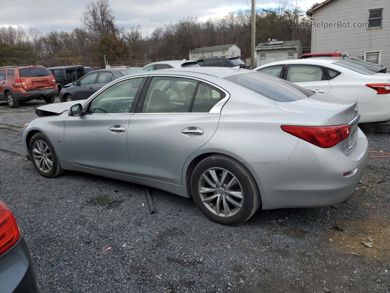 2015 Infiniti Q50 Base Серебряный vin: JN1BV7AR5FM400575