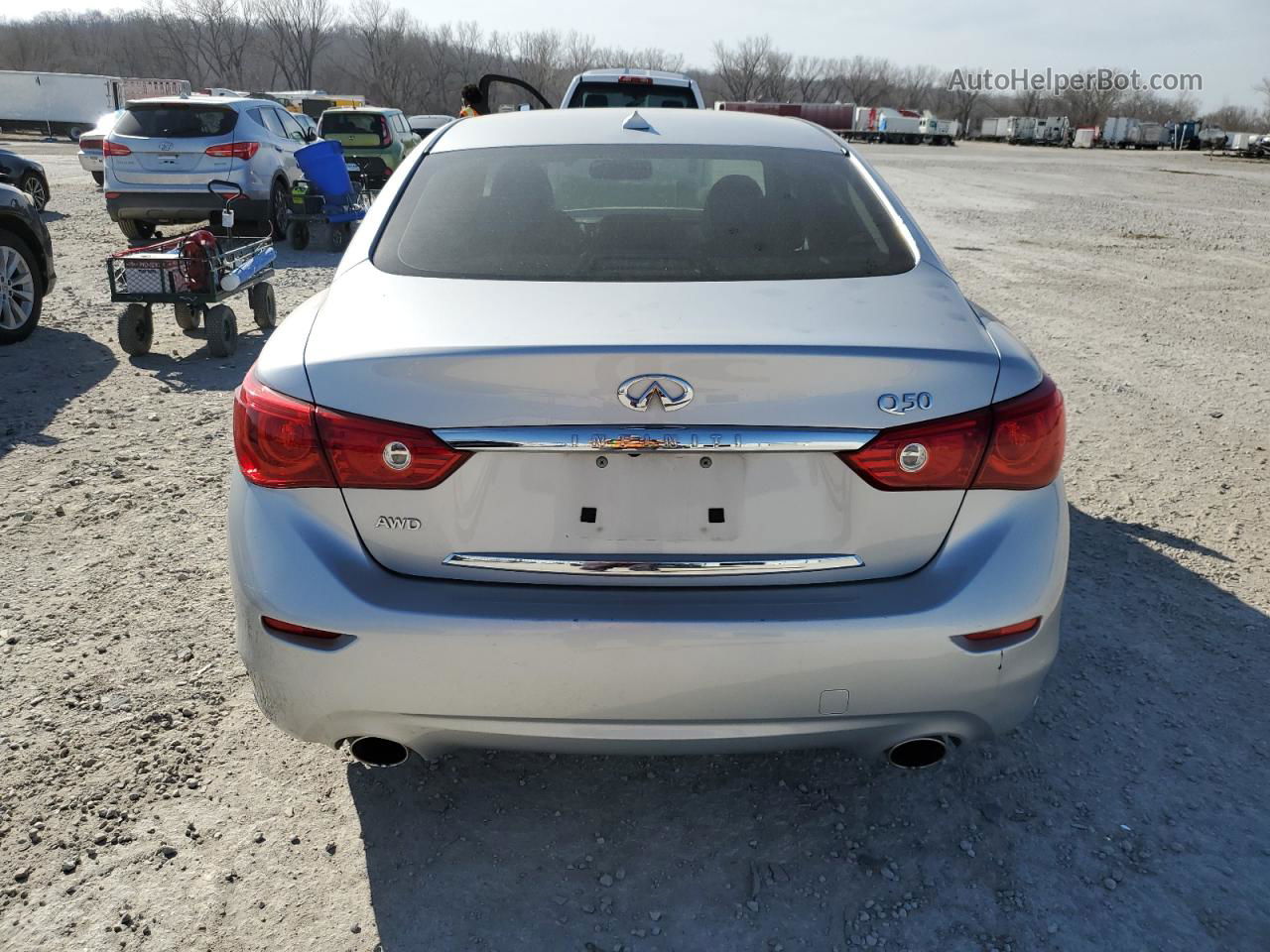 2014 Infiniti Q50 Base Серебряный vin: JN1BV7AR7EM686704