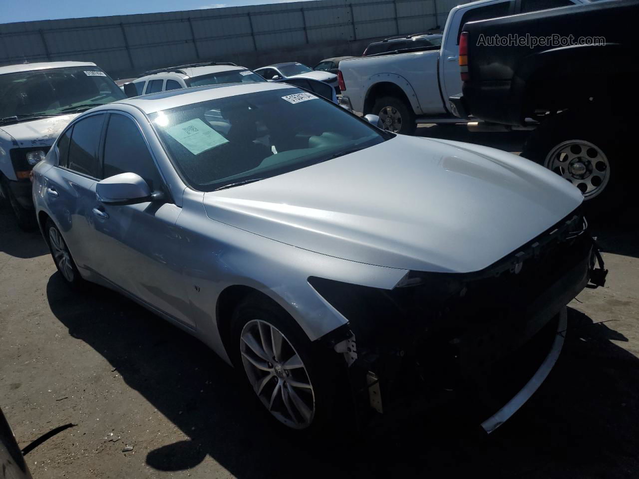 2014 Infiniti Q50 Base Серебряный vin: JN1BV7AR8EM690311