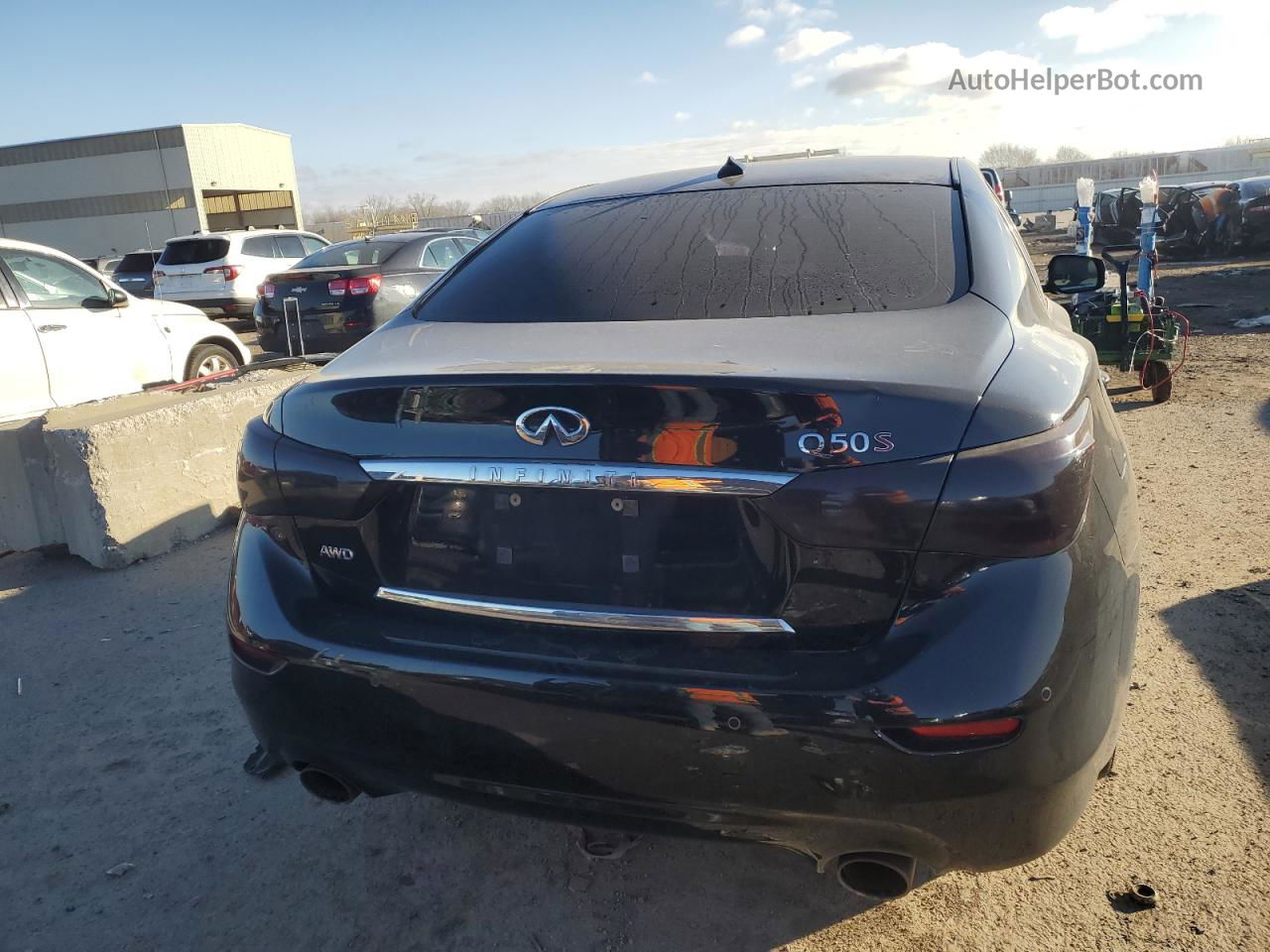 2014 Infiniti Q50 Base Черный vin: JN1BV7AR8EM698473