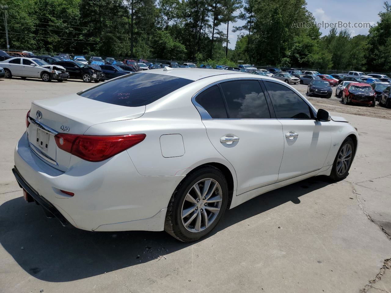 2015 Infiniti Q50 Base White vin: JN1BV7AR8FM393203