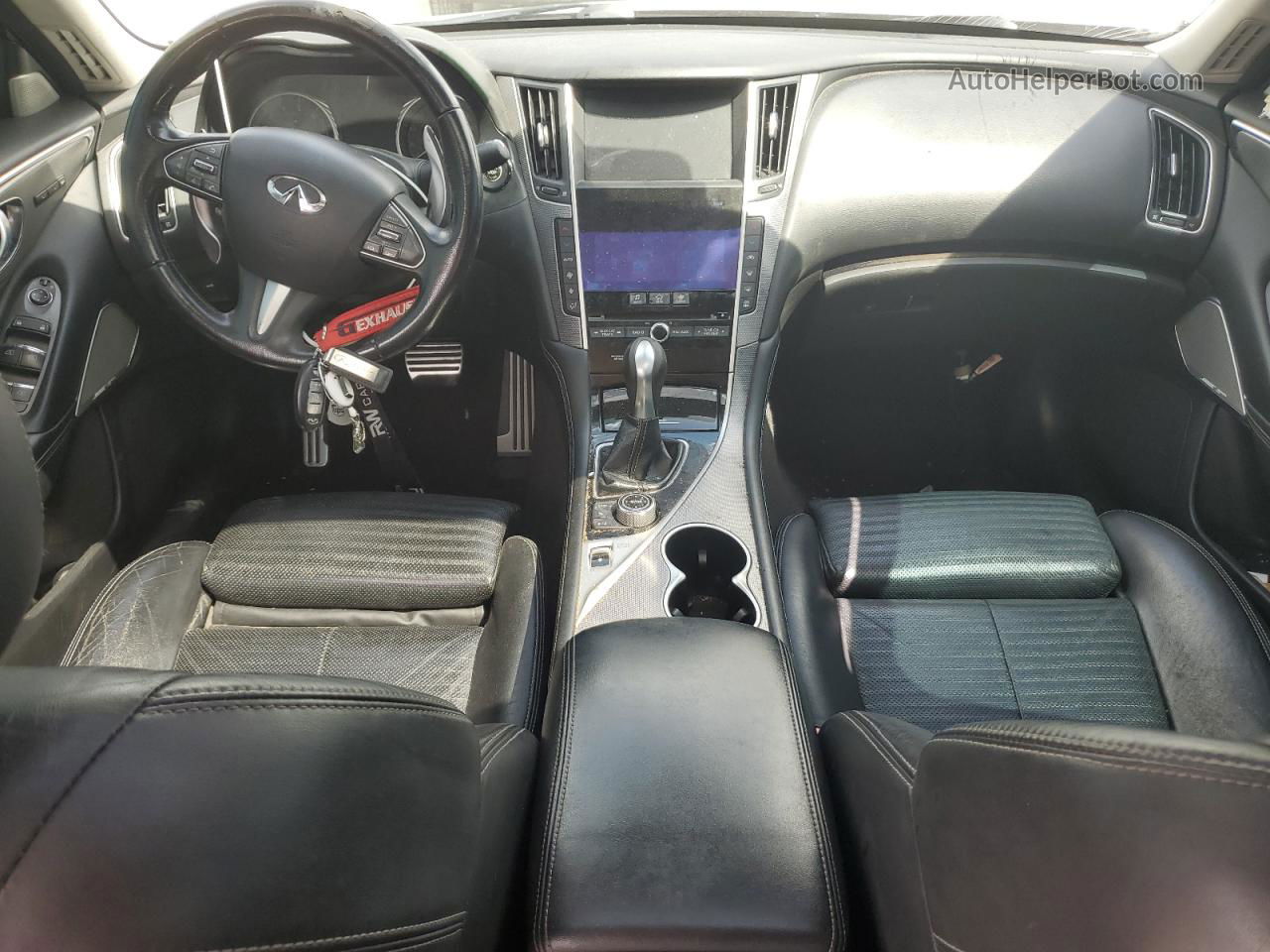 2015 Infiniti Q50 Base Серебряный vin: JN1BV7AR8FM415491