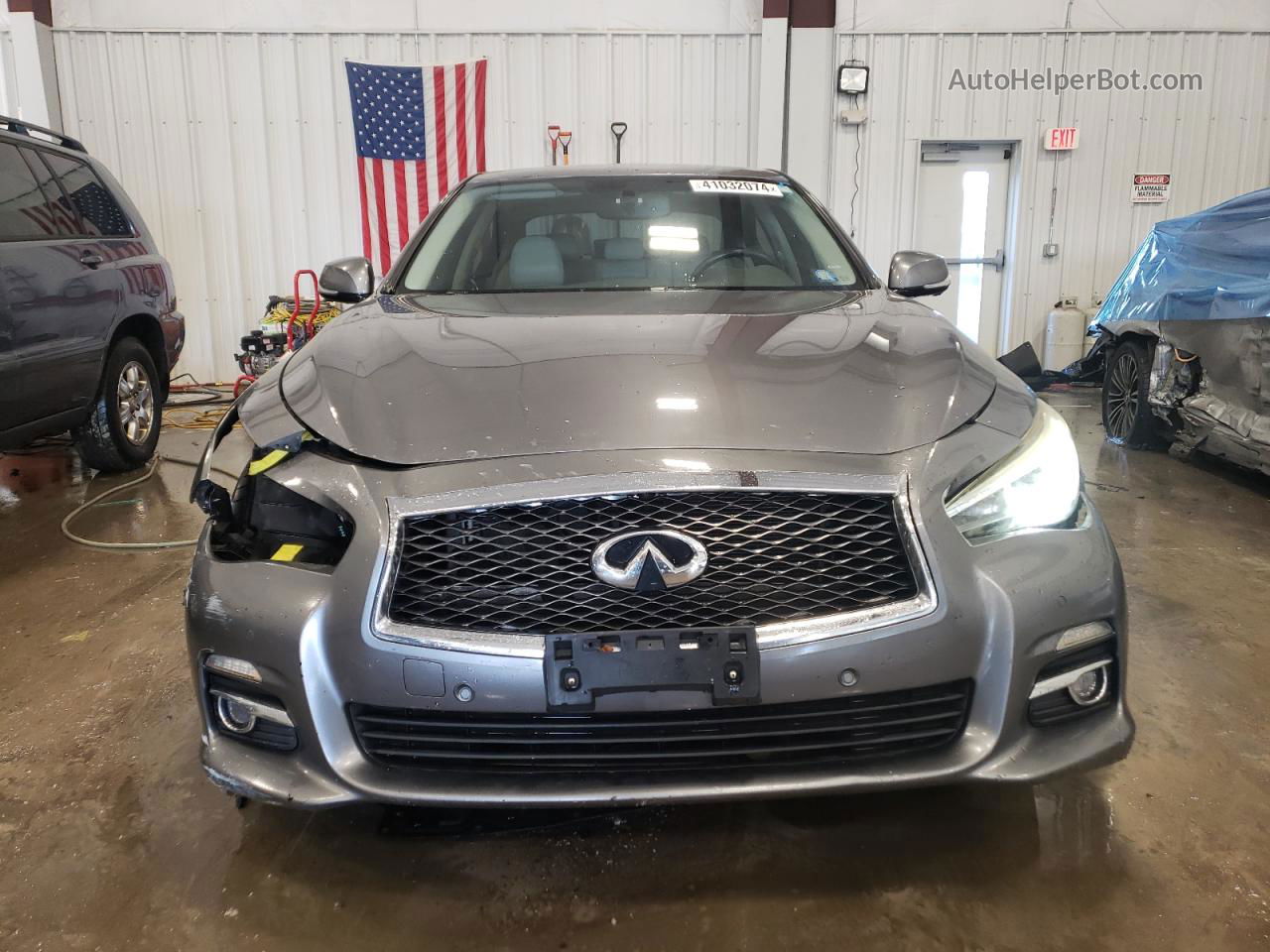 2014 Infiniti Q50 Base Gray vin: JN1BV7AR9EM695419