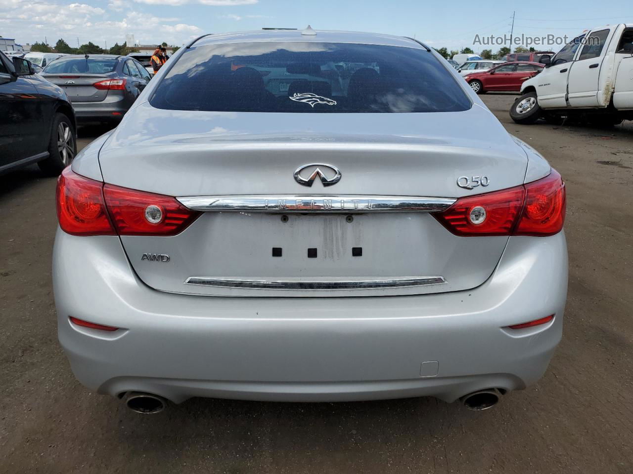 2014 Infiniti Q50 Base Silver vin: JN1BV7AR9EM707195