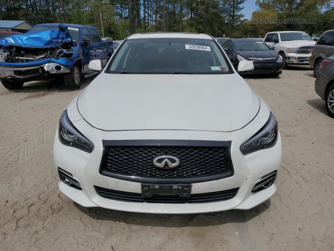 2015 Infiniti Q50 Base White vin: JN1BV7AR9FM399480