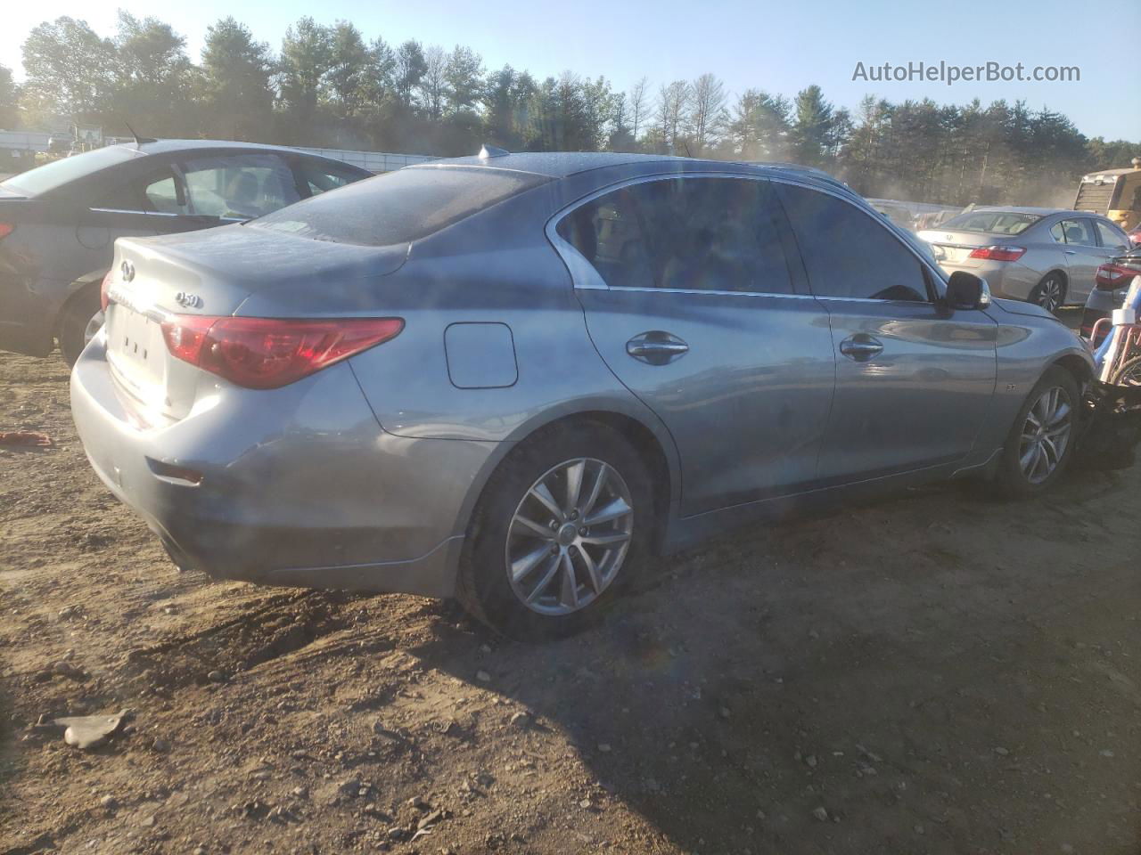 2015 Infiniti Q50 Base Серебряный vin: JN1BV7AR9FM409201