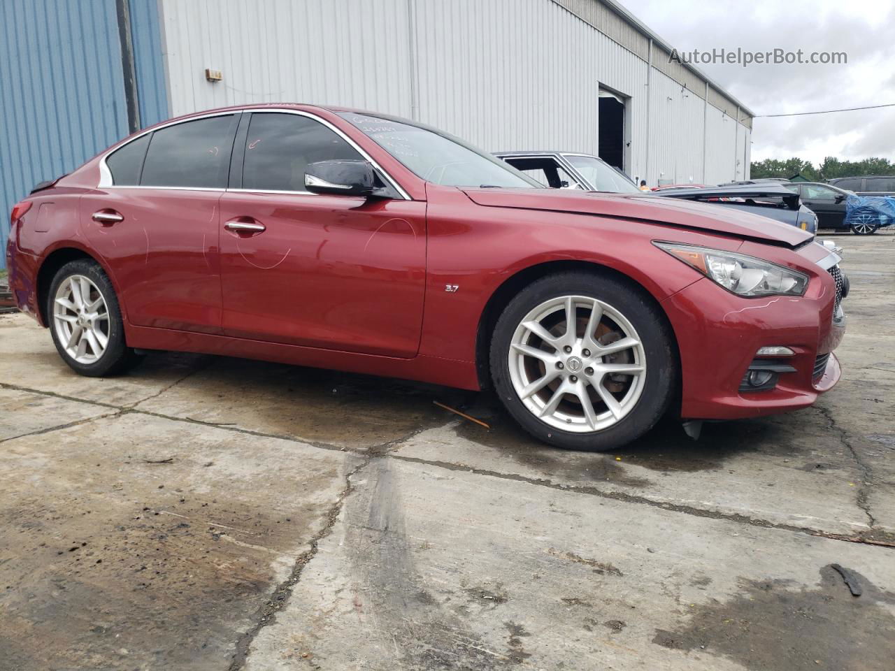 2015 Infiniti Q50 Base Красный vin: JN1BV7AR9FM421493