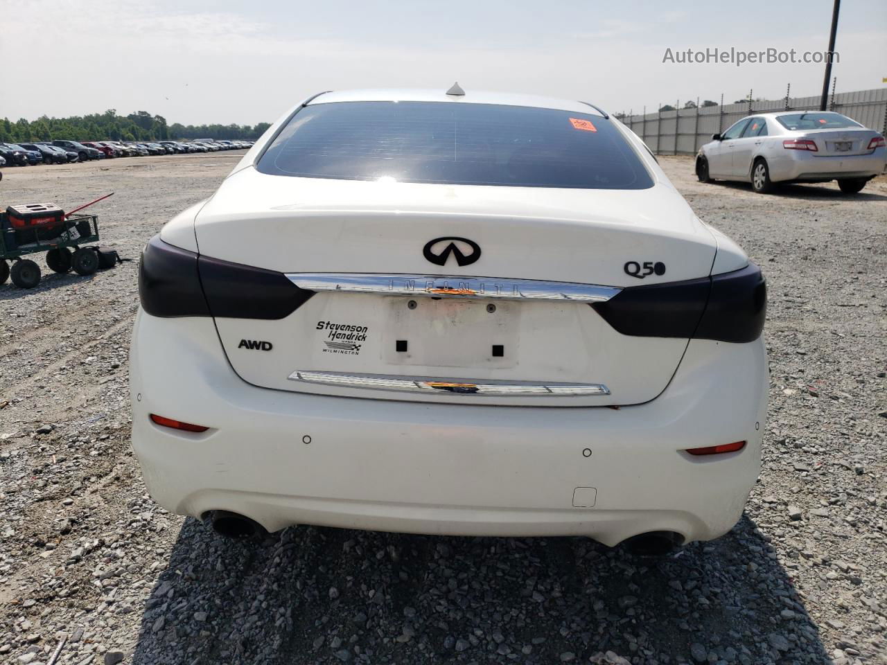 2014 Infiniti Q50 Base Белый vin: JN1BV7ARXEM680802