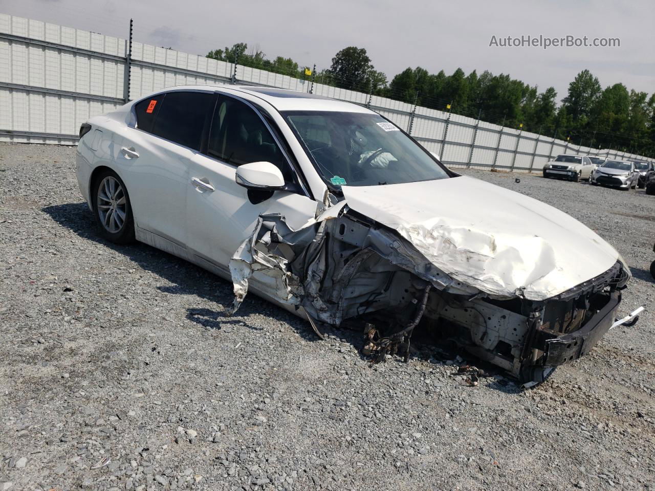 2014 Infiniti Q50 Base White vin: JN1BV7ARXEM680802