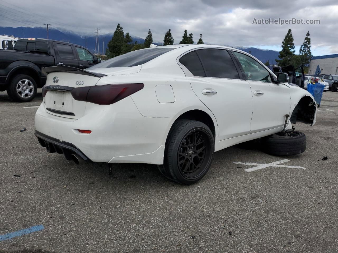 2014 Infiniti Q50 Base White vin: JN1BV7ARXEM694716