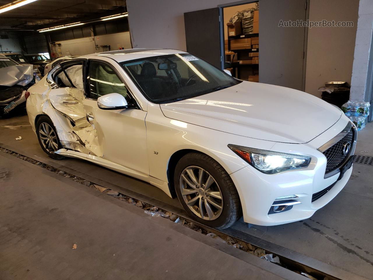 2015 Infiniti Q50 Base Белый vin: JN1BV7ARXFM421745