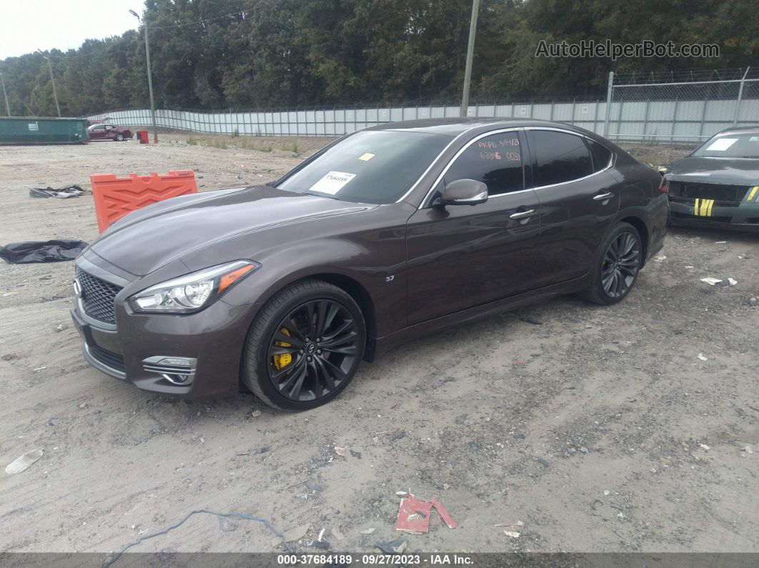 2016 Infiniti Q70   Brown vin: JN1BY1AP1GM220031