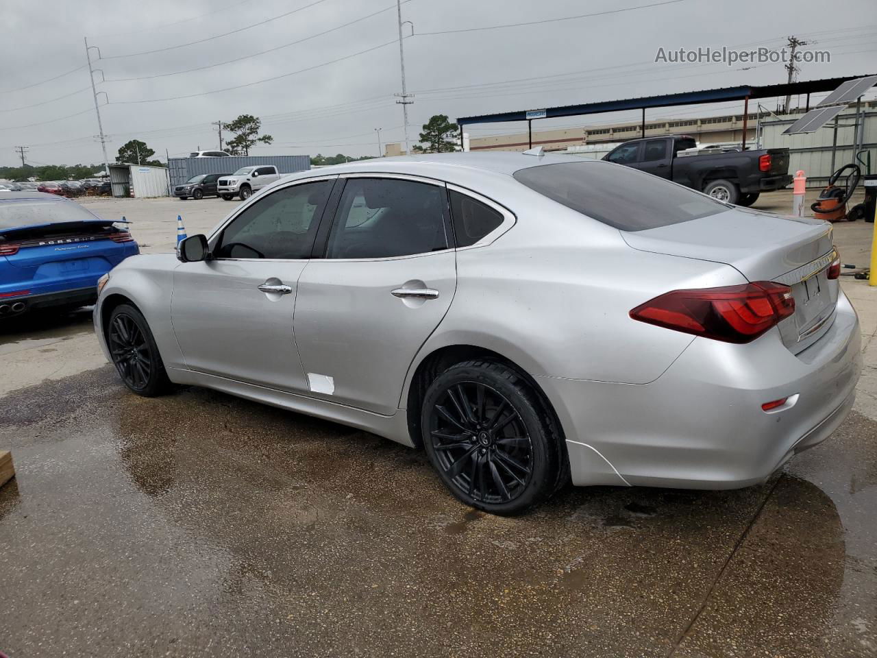 2016 Infiniti Q70 3.7 Silver vin: JN1BY1AP6GM220641