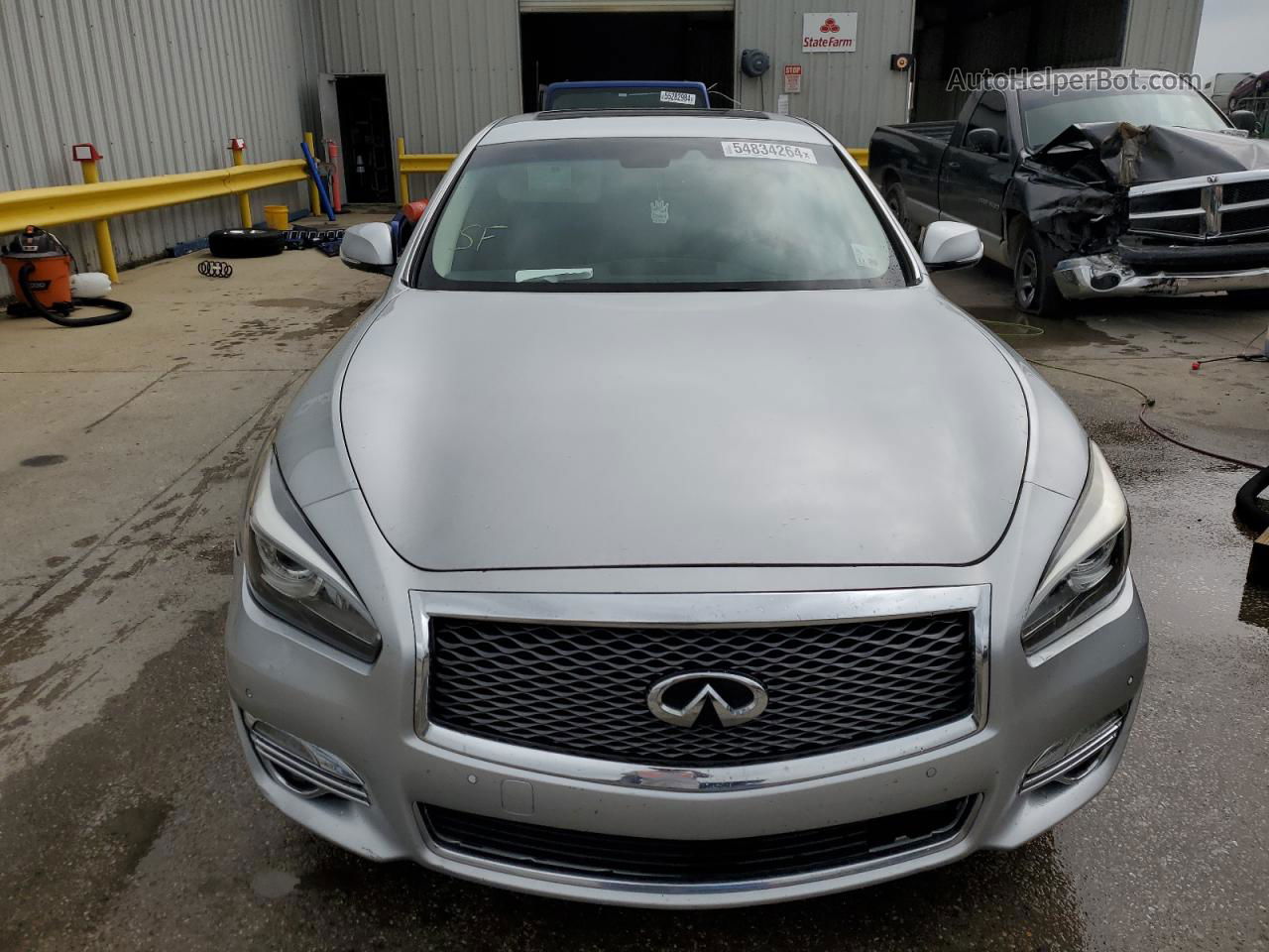 2016 Infiniti Q70 3.7 Silver vin: JN1BY1AP6GM220641