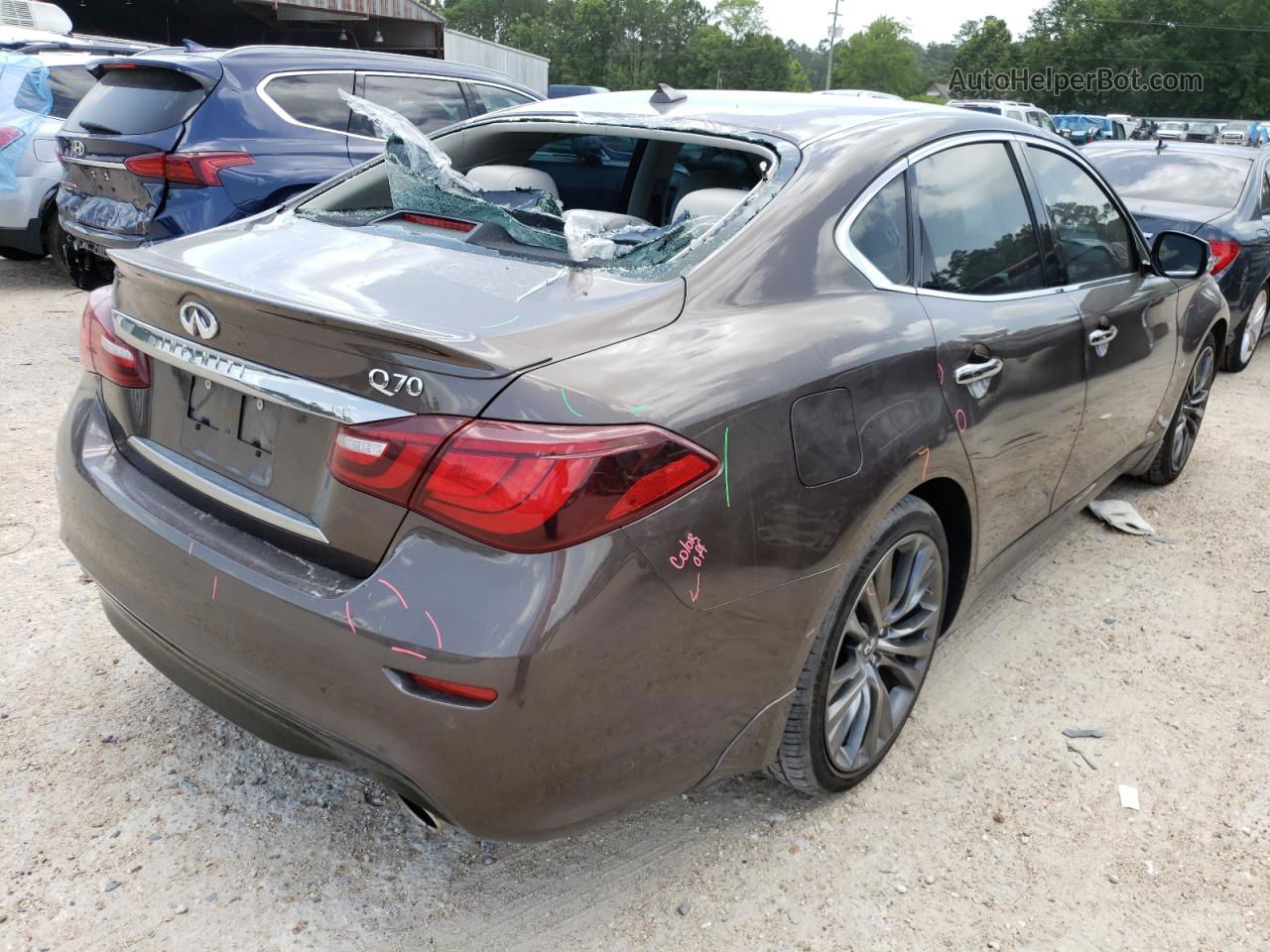 2016 Infiniti Q70 3.7 Коричневый vin: JN1BY1AP6GM220767