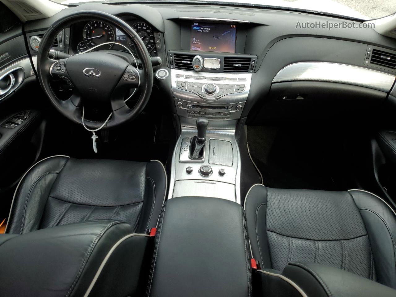 2016 Infiniti Q70 3.7 Белый vin: JN1BY1AP8GM220141