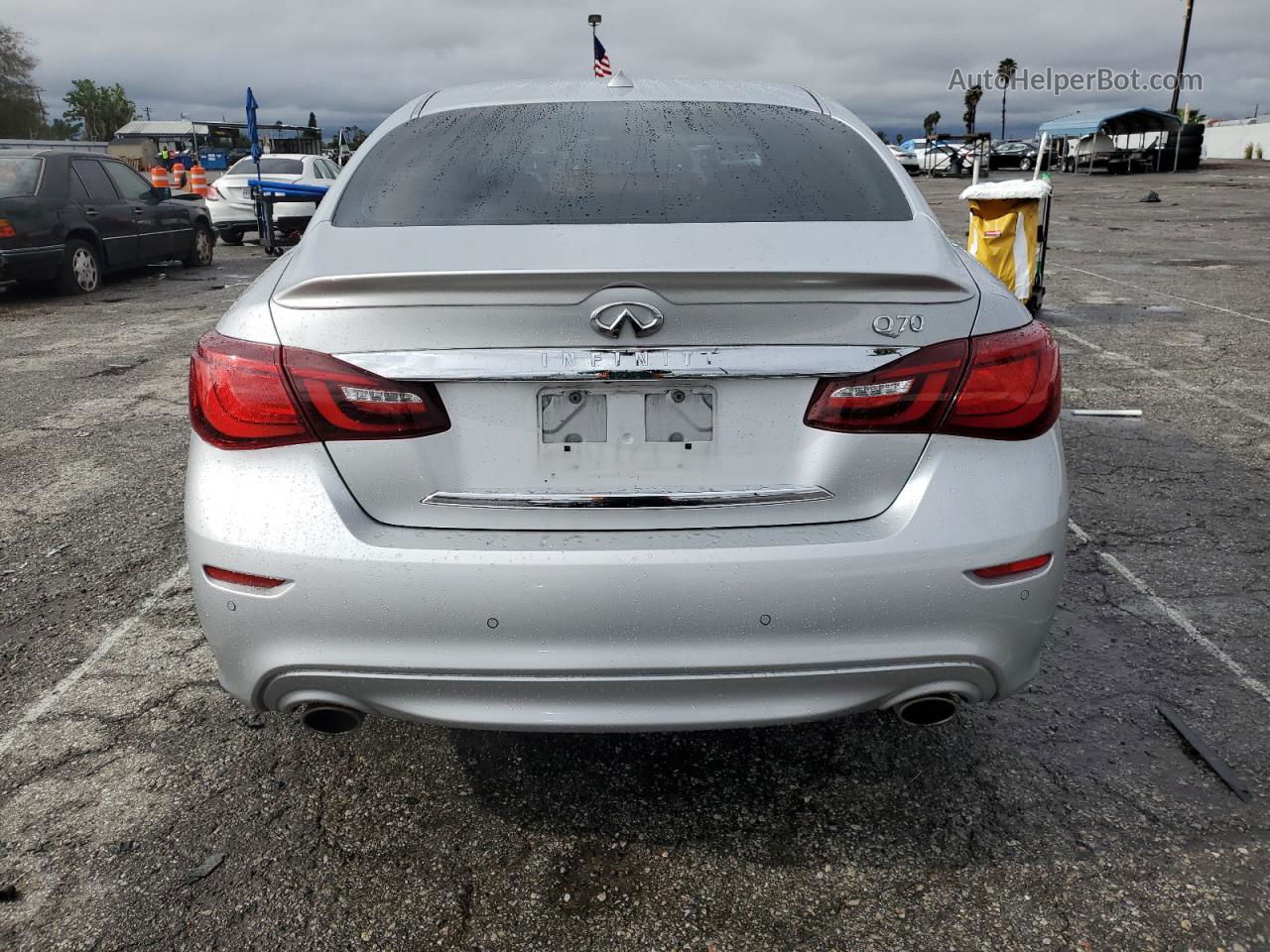 2016 Infiniti Q70 3.7 Silver vin: JN1BY1AP8GM220768