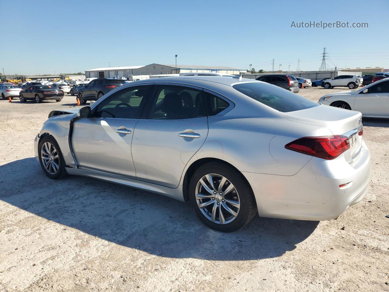 2016 Infiniti Q70 3.7 Silver vin: JN1BY1APXGM220724