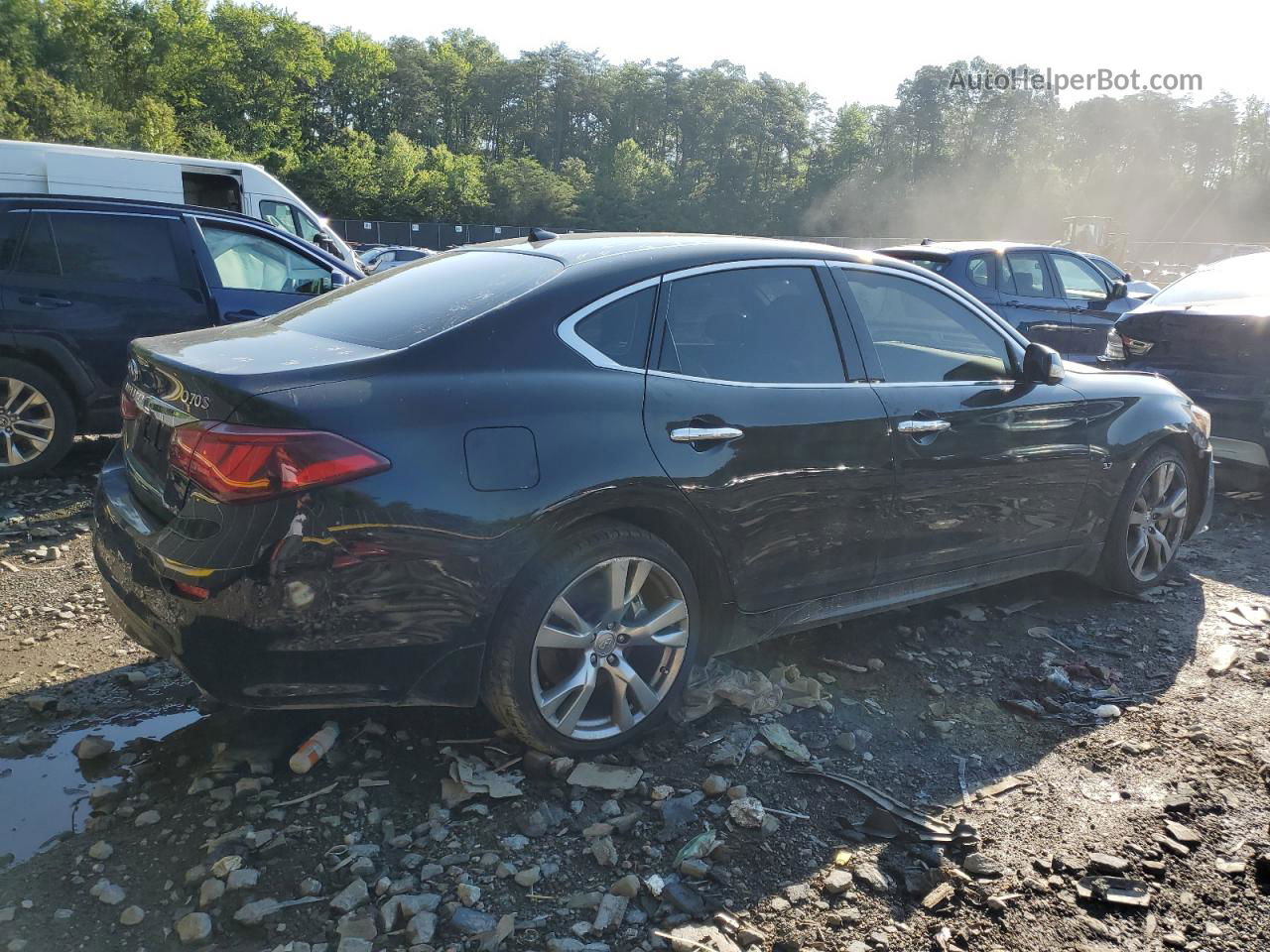 2016 Infiniti Q70 3.7 Black vin: JN1BY1AR8GM271169