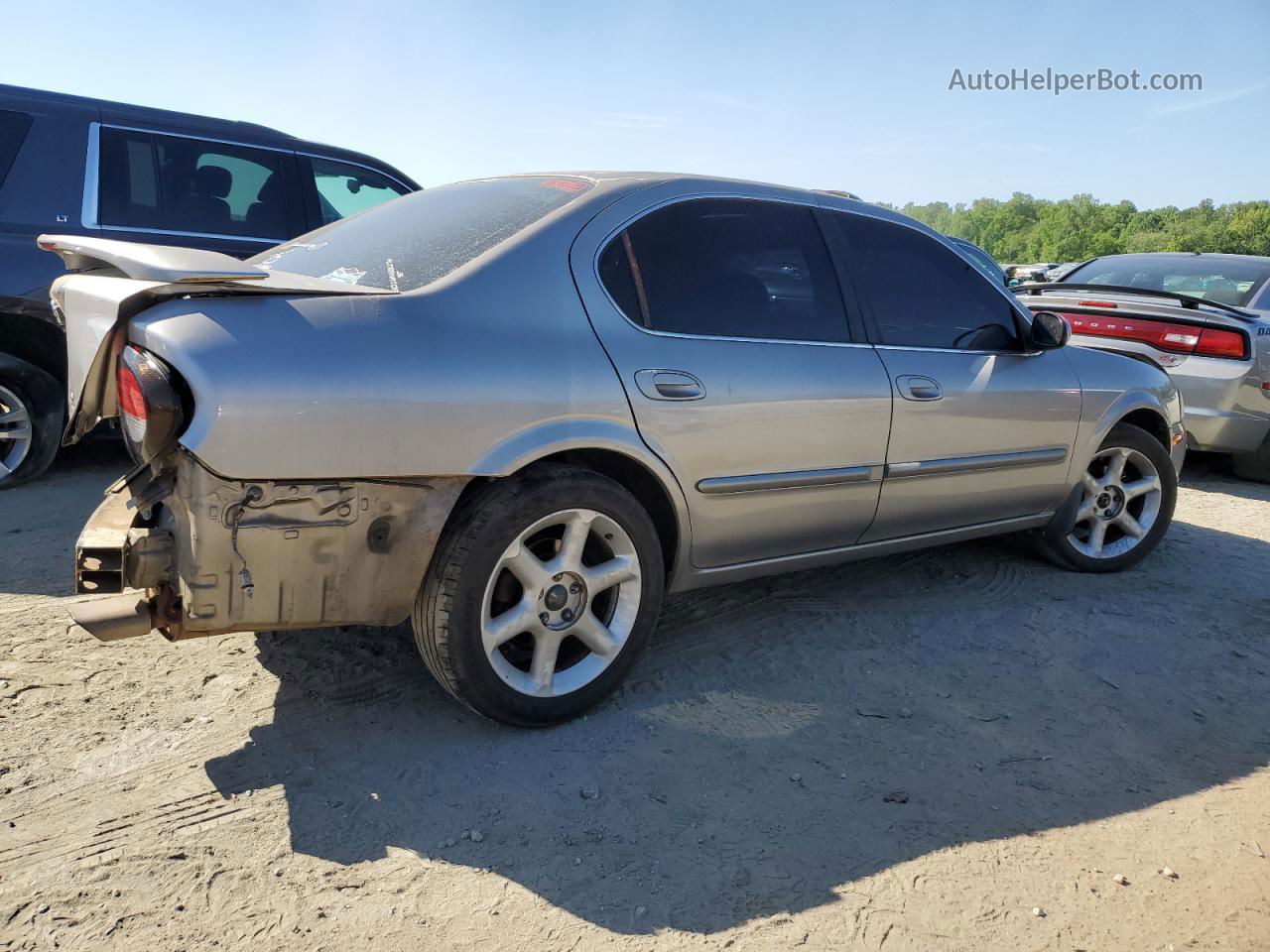 2000 Nissan Maxima Gle Silver vin: JN1CA31A2YT026860