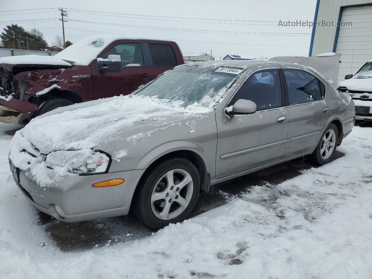 2000 Nissan Maxima Gle Silver vin: JN1CA31A3YT014698