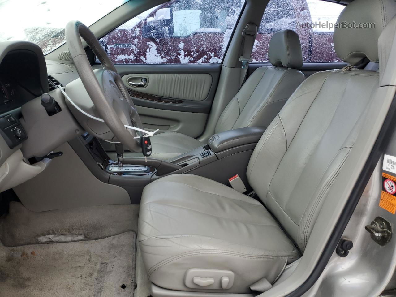 2000 Nissan Maxima Gle Silver vin: JN1CA31A3YT014698