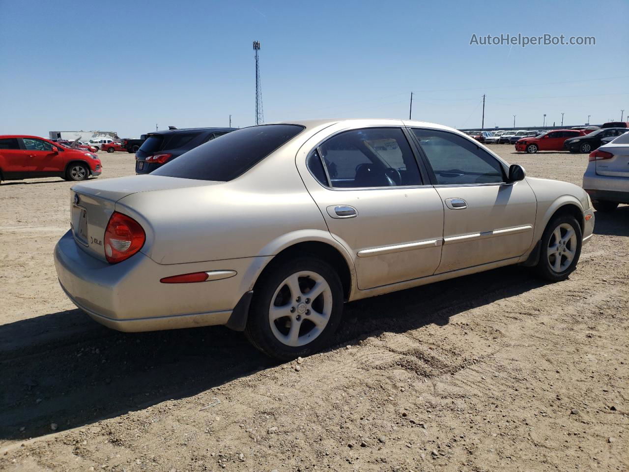 2000 Nissan Maxima Gle Золотой vin: JN1CA31A3YT221396