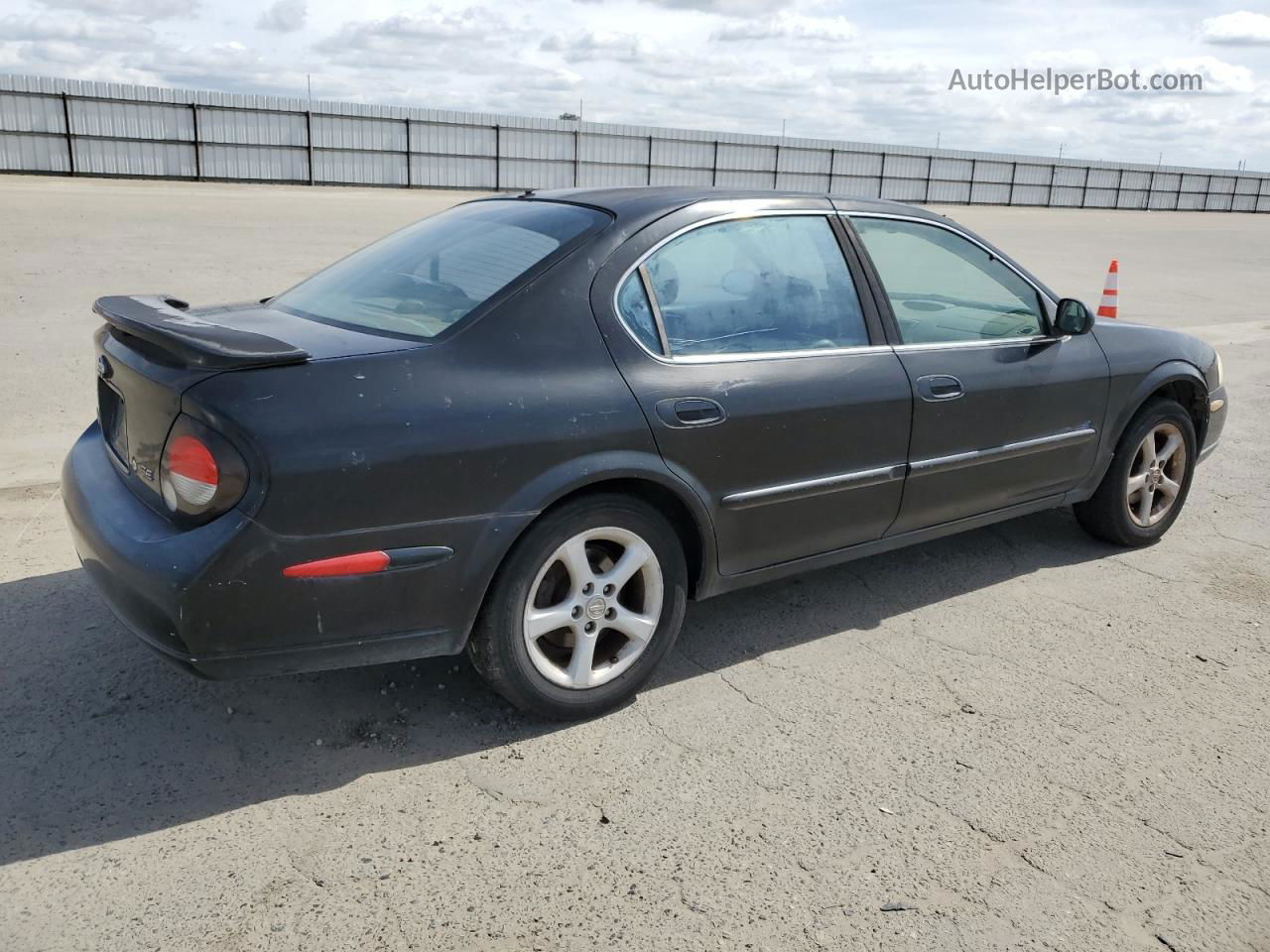 2000 Nissan Maxima Gle Black vin: JN1CA31A4YT203103