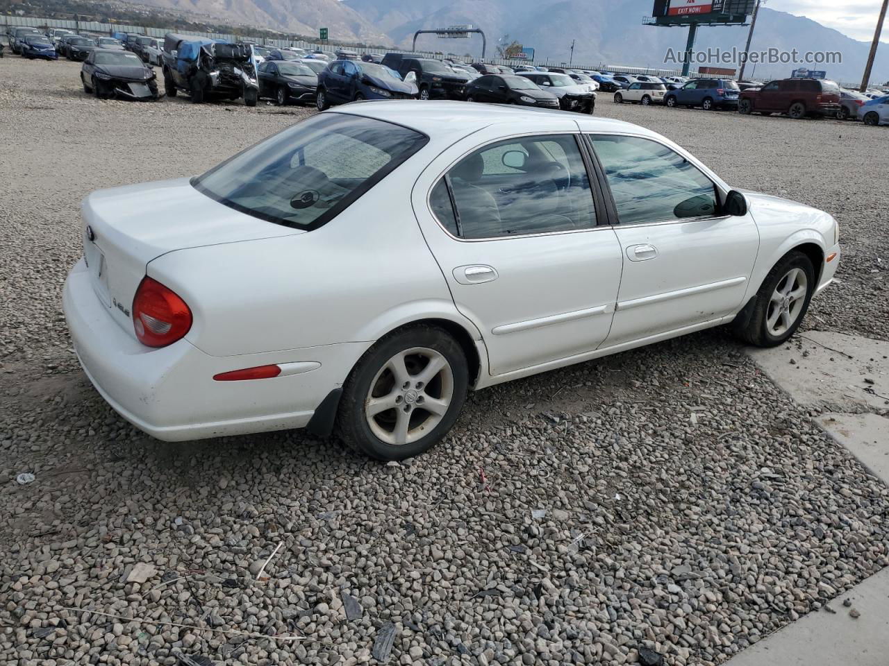 2000 Nissan Maxima Gle White vin: JN1CA31A8YT218445