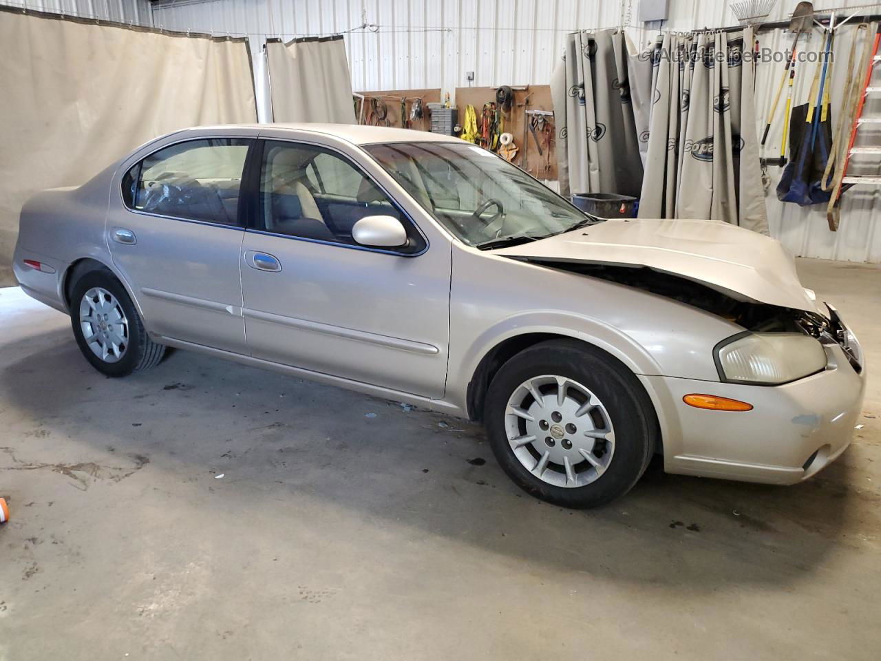 2000 Nissan Maxima Gle Tan vin: JN1CA31D2YT532148