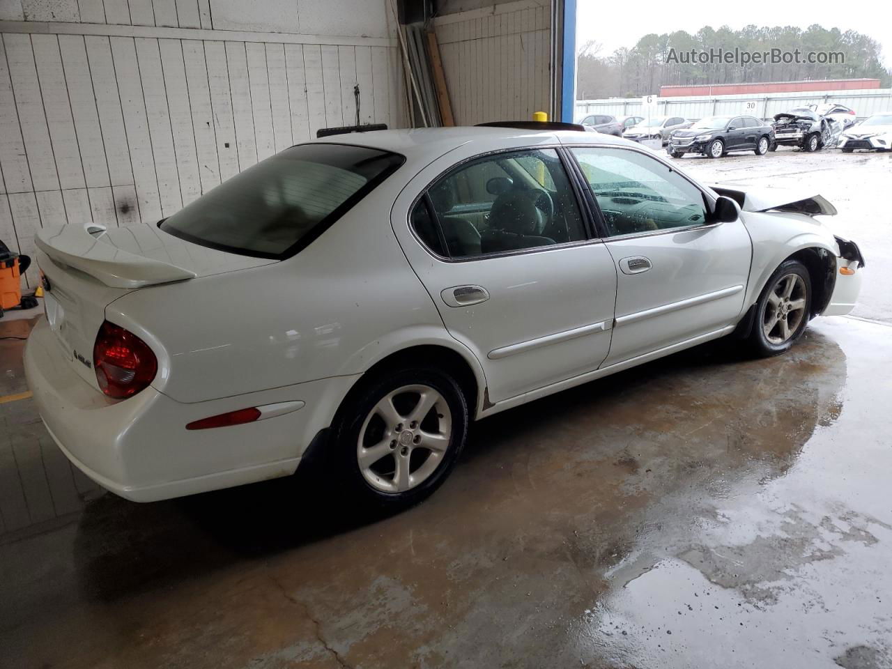 2000 Nissan Maxima Gle White vin: JN1CA31D2YT557826