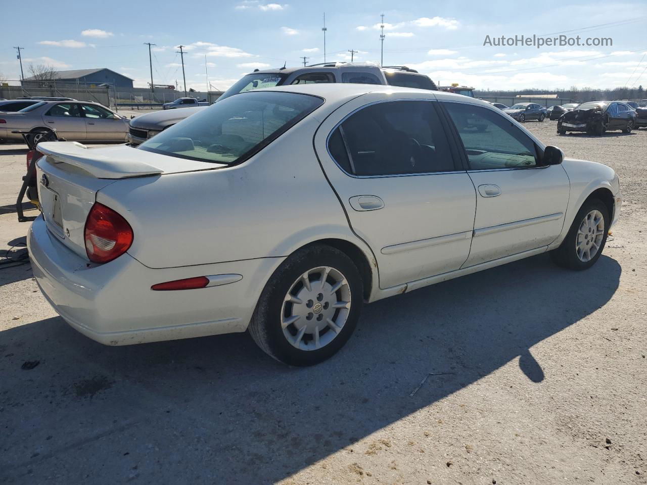 2000 Nissan Maxima Gle White vin: JN1CA31D3YT512474