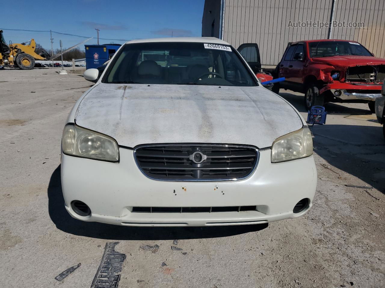 2000 Nissan Maxima Gle White vin: JN1CA31D3YT512474